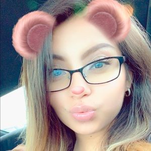 Meet your Posher, Lizeth